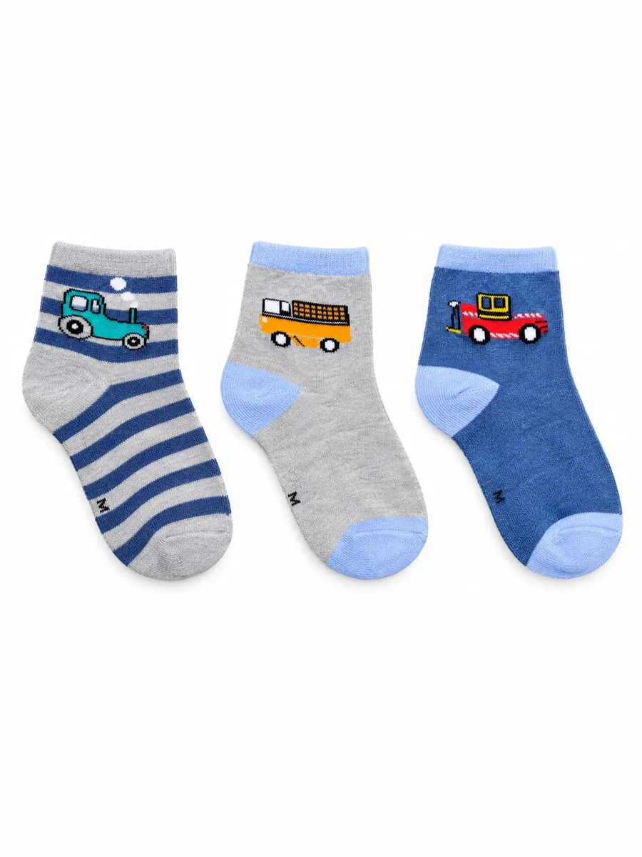 Kinkuu socks, a set of 3 pairs: a striped sock with a tractor, a grey sock with a truck, and a blue sock with a forklift